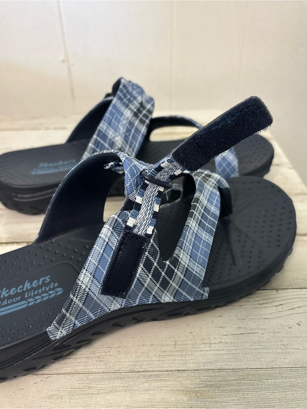 NWOT Skechers Foamies EVA Navy Plaid Water-Resistant Sandals Women’s Size 8 - Picture 8 of 8